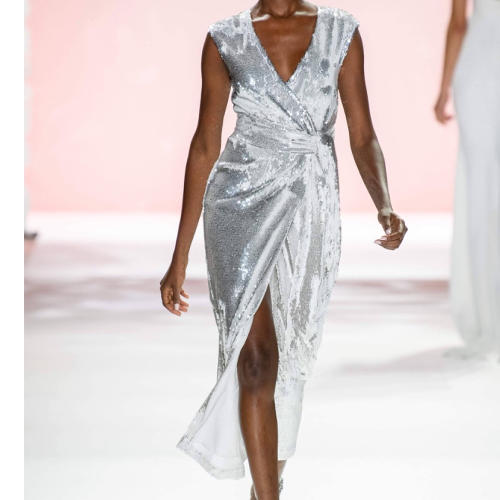 Badgley Mischka ice beaded cocktail dress size0